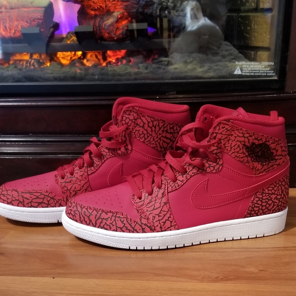 Jordan 1 Retro High OG main image 4